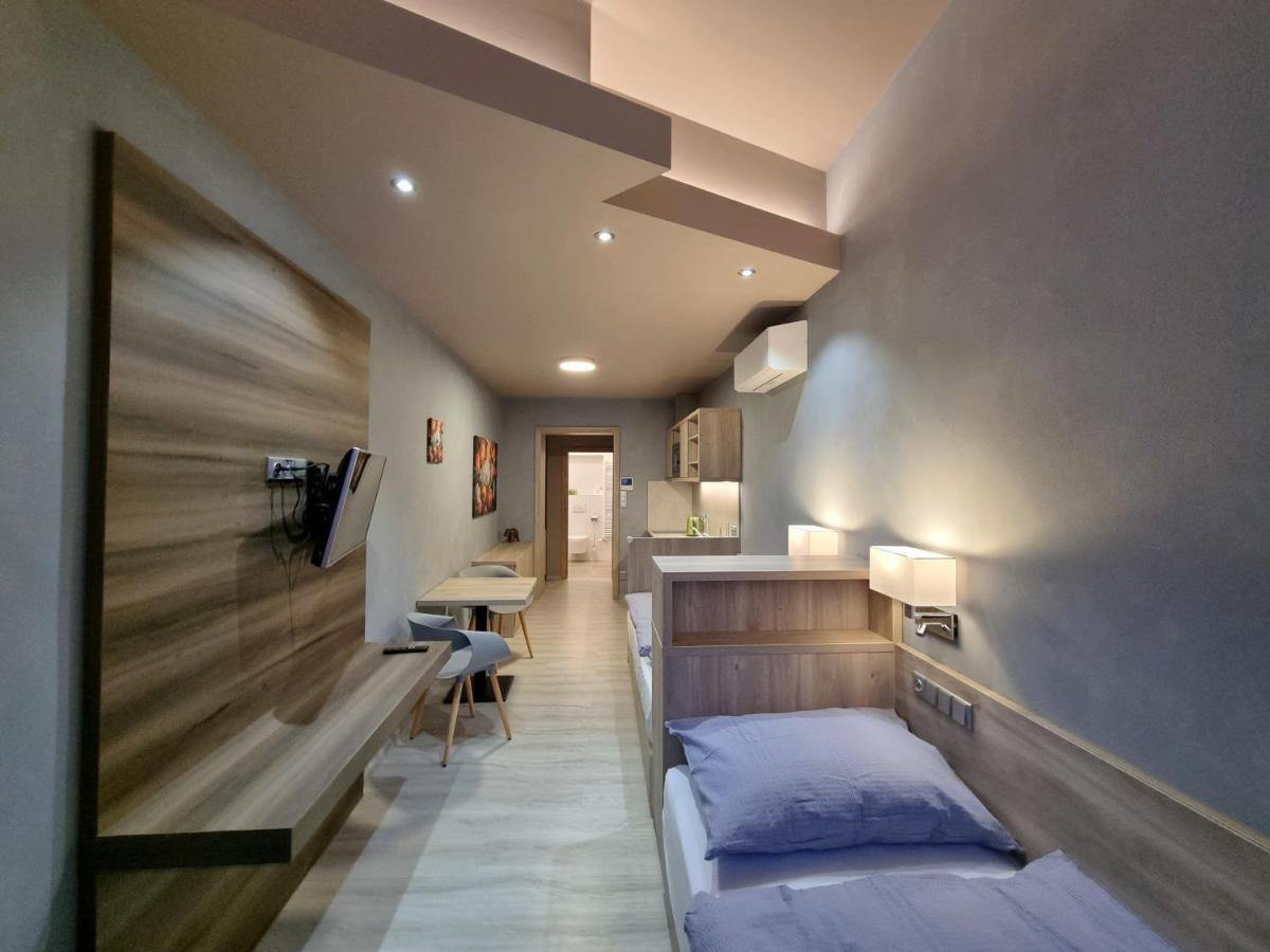 Apartmany Etenia Кадань Экстерьер фото